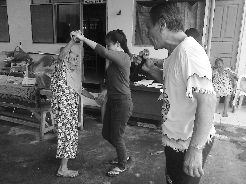 Kunjungan ke Panti Werdha Budi Mulia, Jelambar