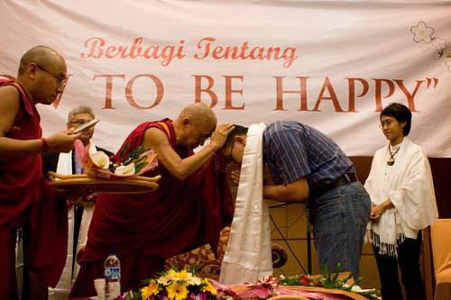 Jurus-jurus Berbahagia (How to be happy)